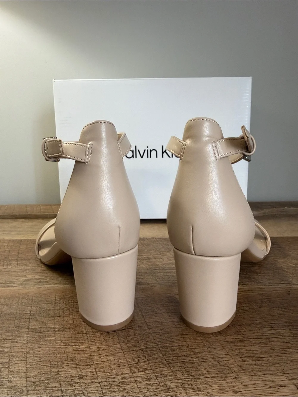 Calvin Klein calvin klein